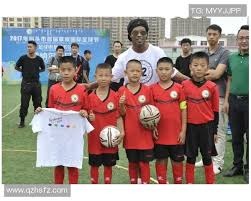 给字母都不换！场均13分成马刺非卖品，小哈登未来或挤走福克斯