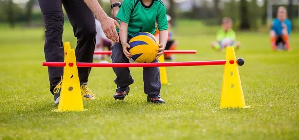 博彩行业早期的风险控制方式（早期博彩业的风险管理方法）