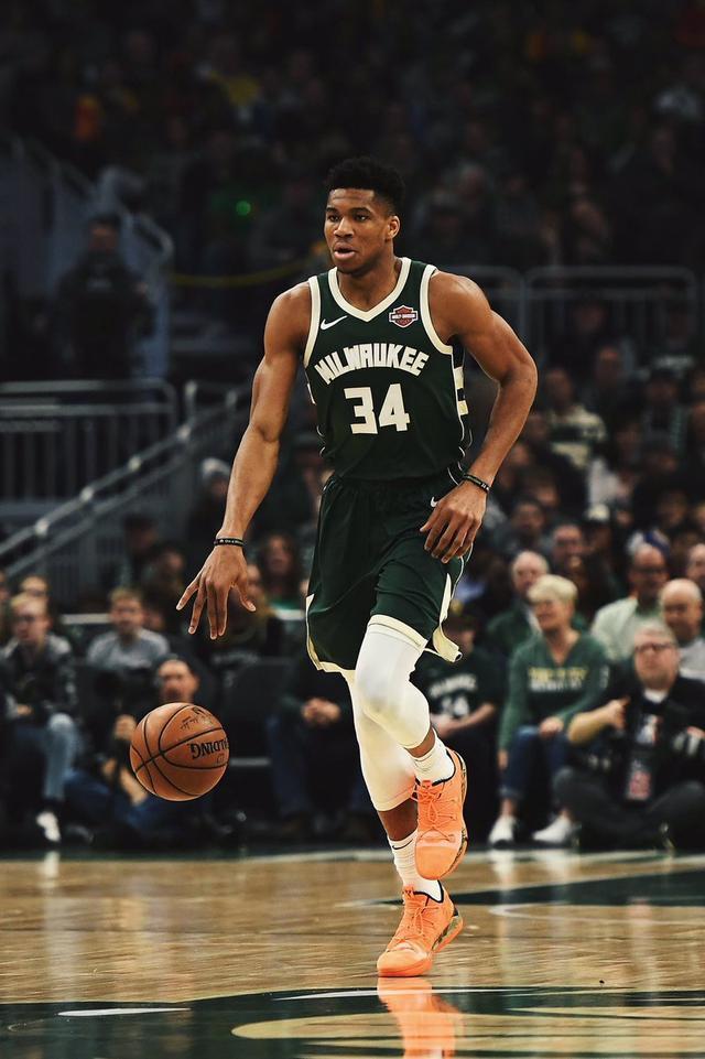 领军人物的 领军人物的